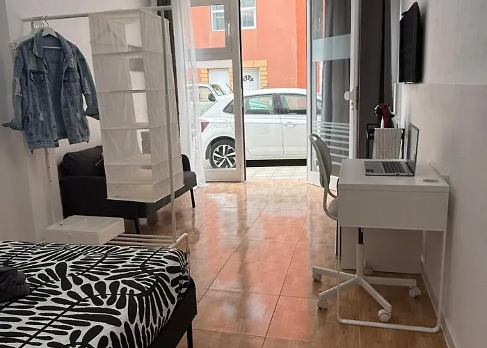 B-rent Zen Loft In Town * 코라레호